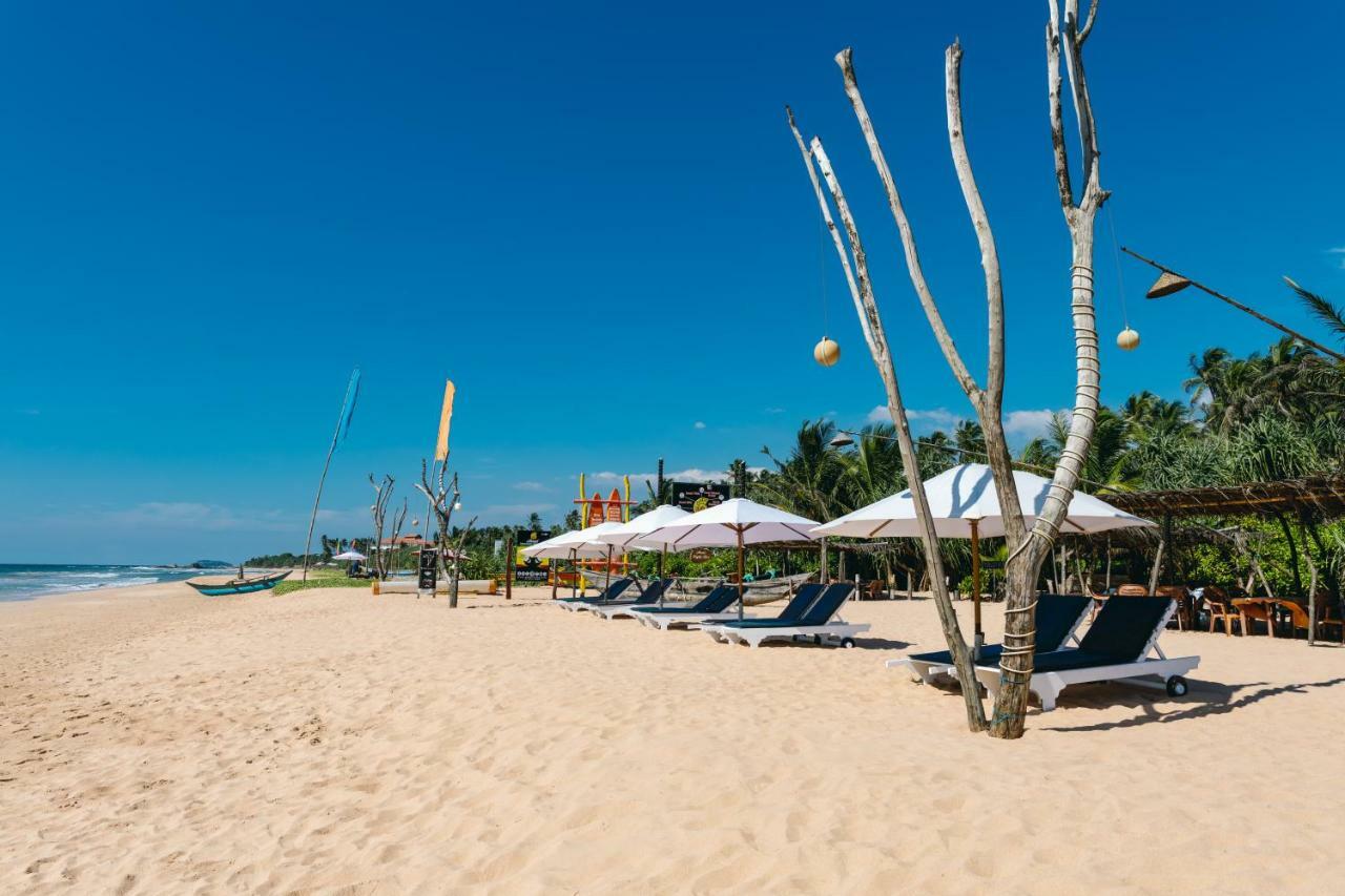 Amal Beach Hotel Bentota Exterior photo